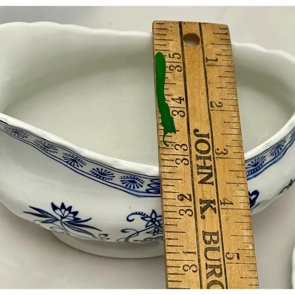 Vtg J & G Meakin England Gravy Boat 8